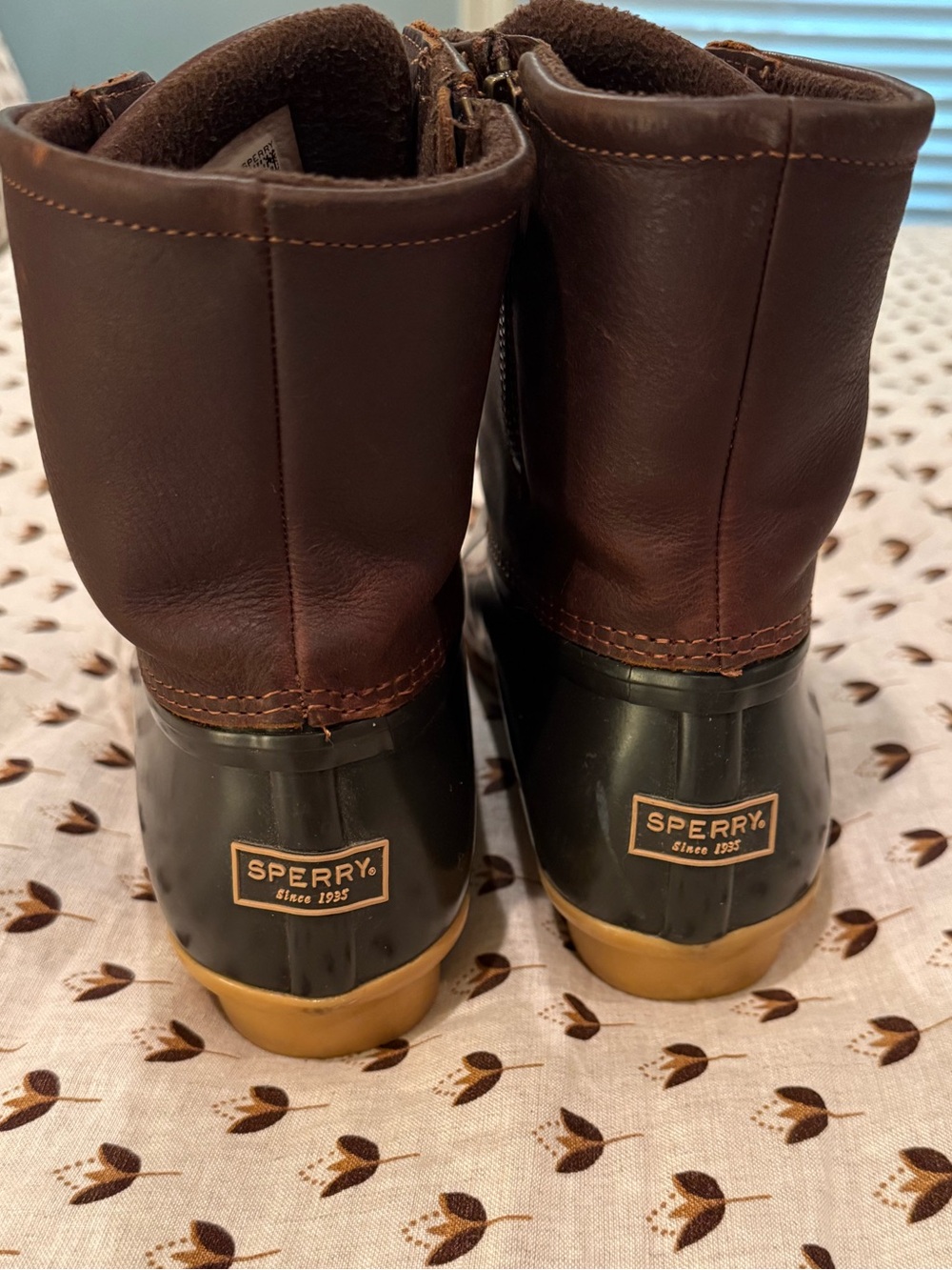Sperry Classic Brown and Black Duck Boots - Picture 4 of 5